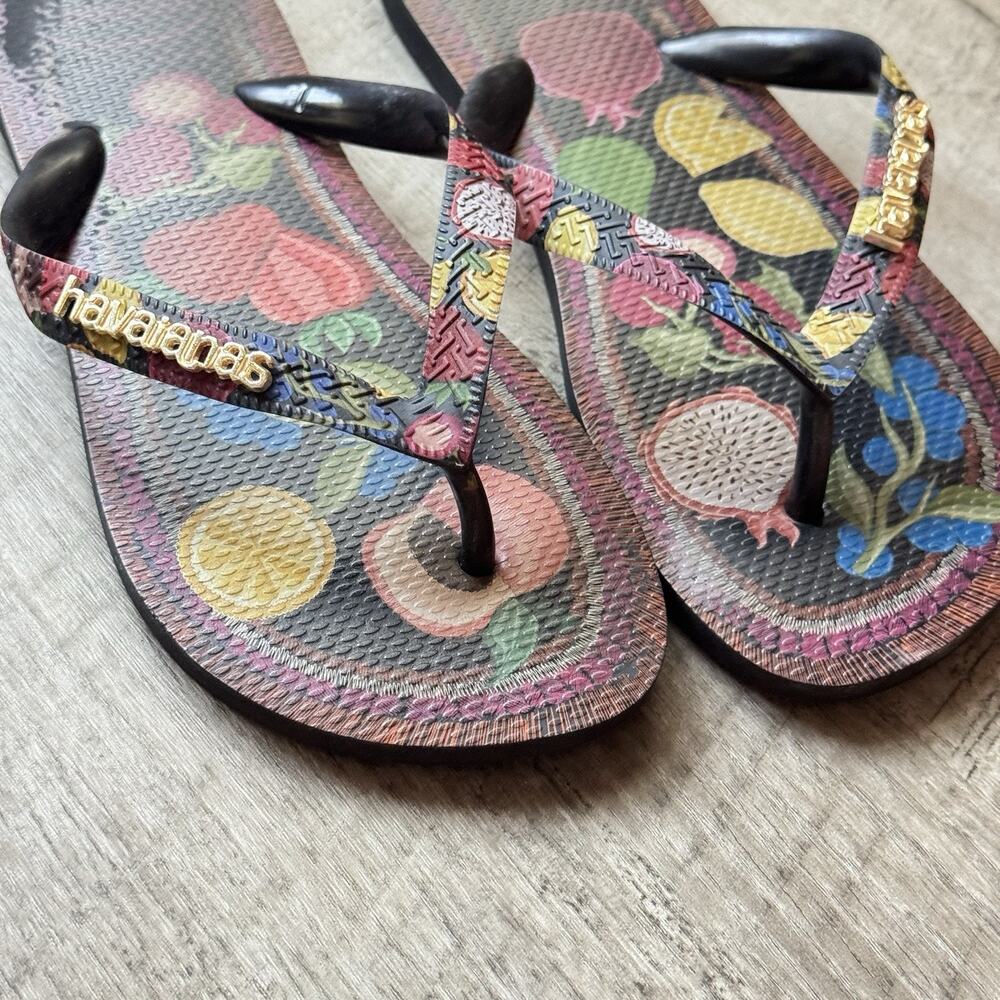 Havaianas Womens Black Fruit Gold Logo Flip Flop Sandals Rubber Slip On US 9 10